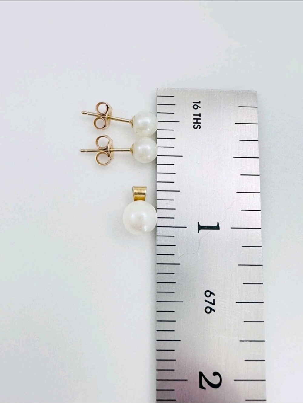 14k Solid Gold Freshwater Pearl Stud Earrings And Pendant Set - Picture 14 of 16
